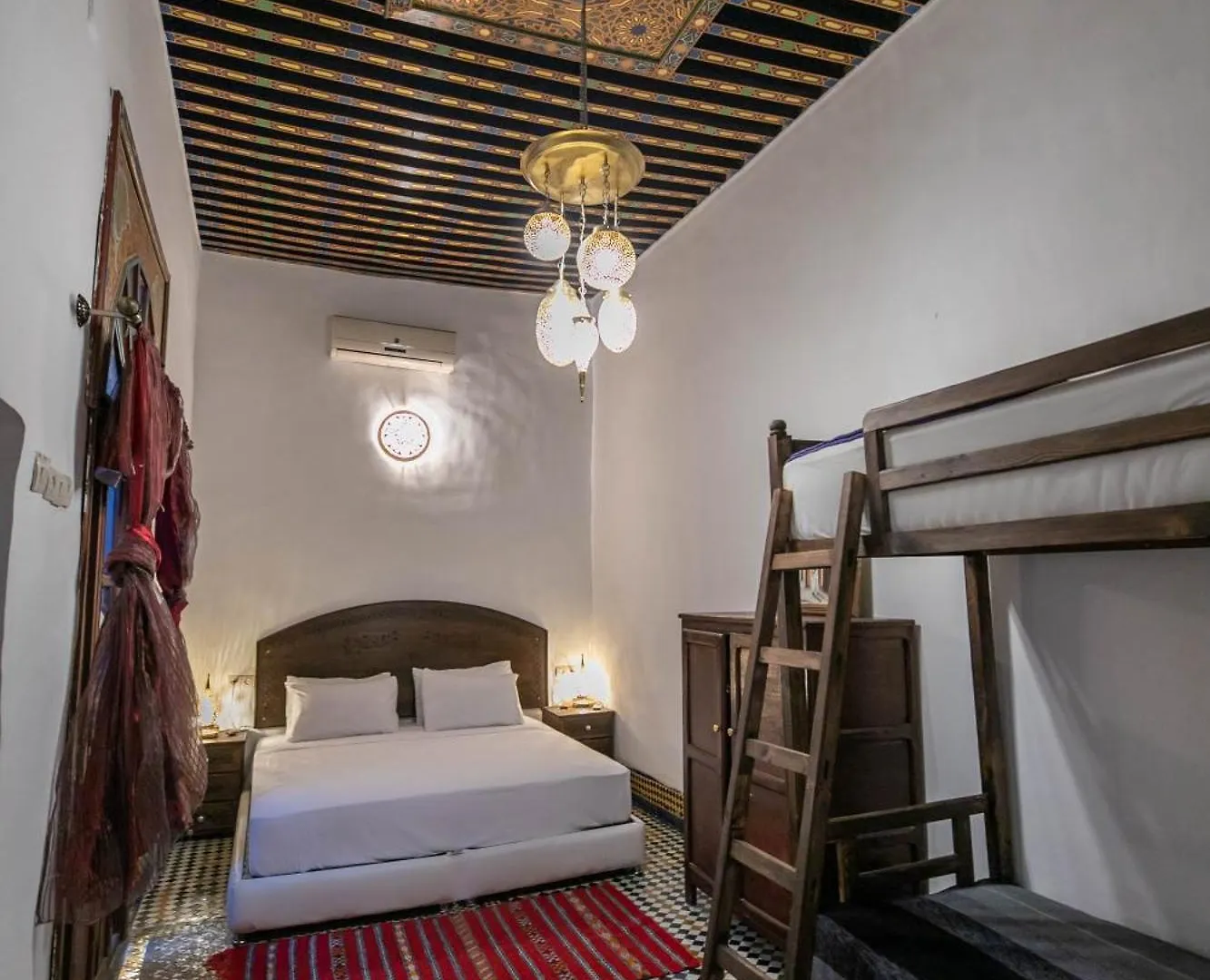 Πανσιόν Riad Fes Layane