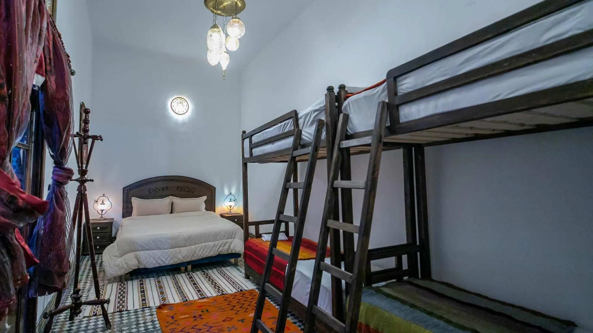 Πανσιόν Riad Fes Layane